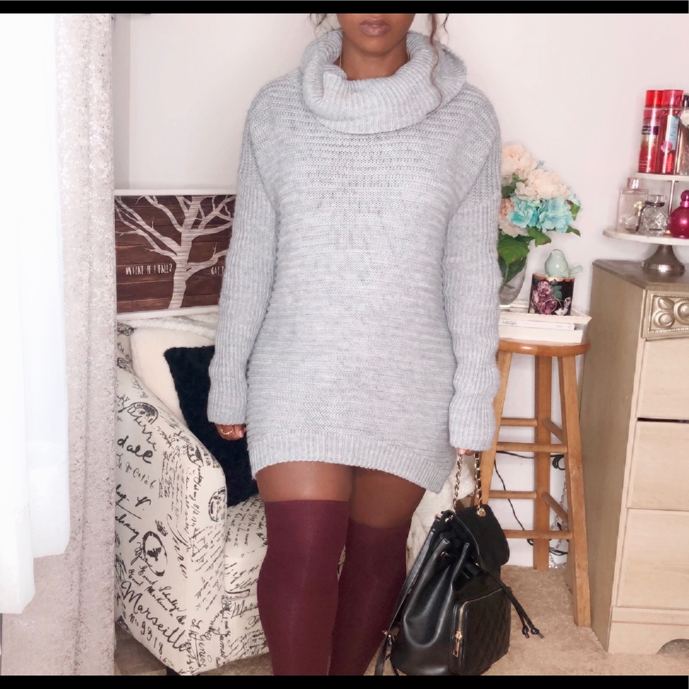 Windsor Oversized Cowl Neck Sweater Size (L)